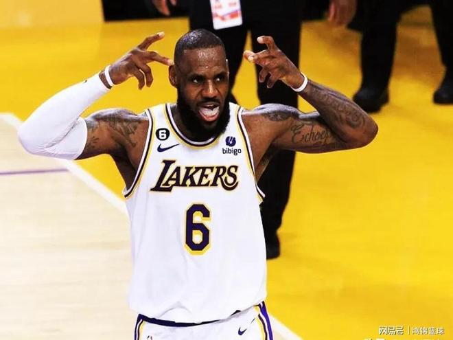 AIYOUXI-SKT观众热烈欢呼！，詹姆斯迎来三赛季出色发挥热度持续攀升-AIYOUXI